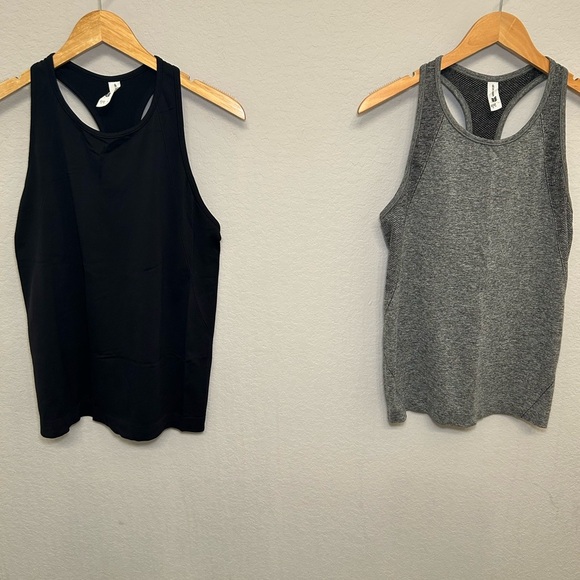 Bundle 2 All in Motion Women's Tank Tops Black/Grey - Picture 1 of 12